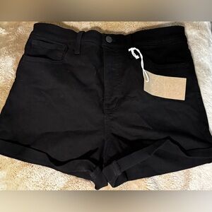 Madewell Roadtripper Jean Shorts in Bennett
Black - Size 29 NEW